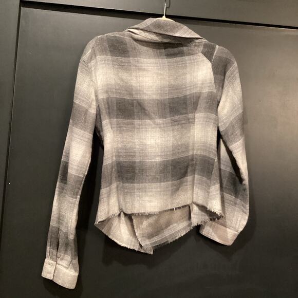 RTA Lizbeth assymetrical wool long sleeve plaid shirt Top size Large - Picture 6 of 6